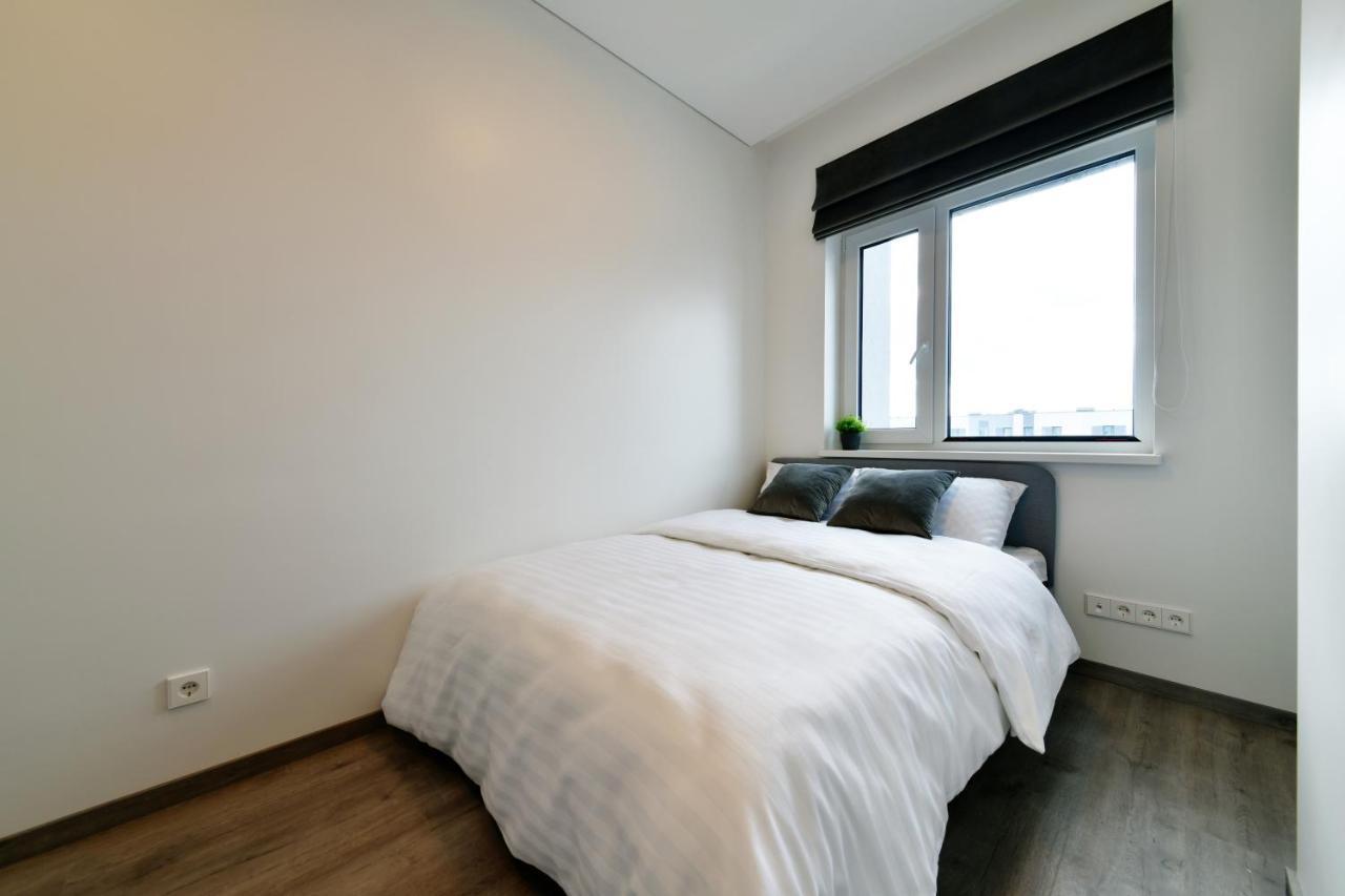 New Apartment In Good Location With Terrace 카우나스 외부 사진